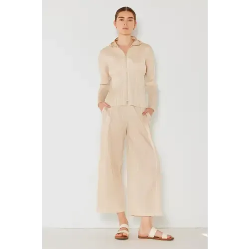 Pleated Hood Jacket