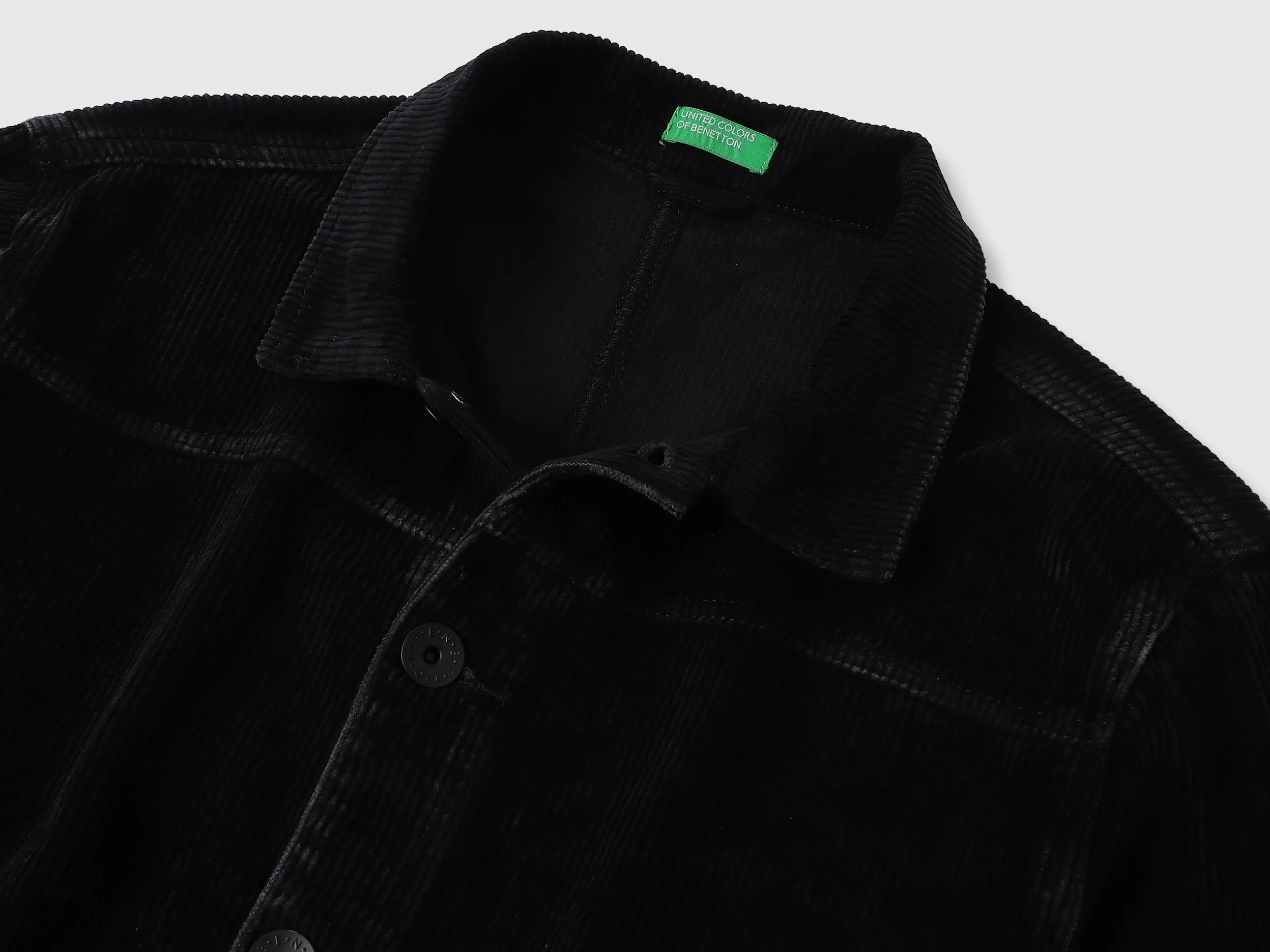 Regular Fit Spread Collar Textured Jacket