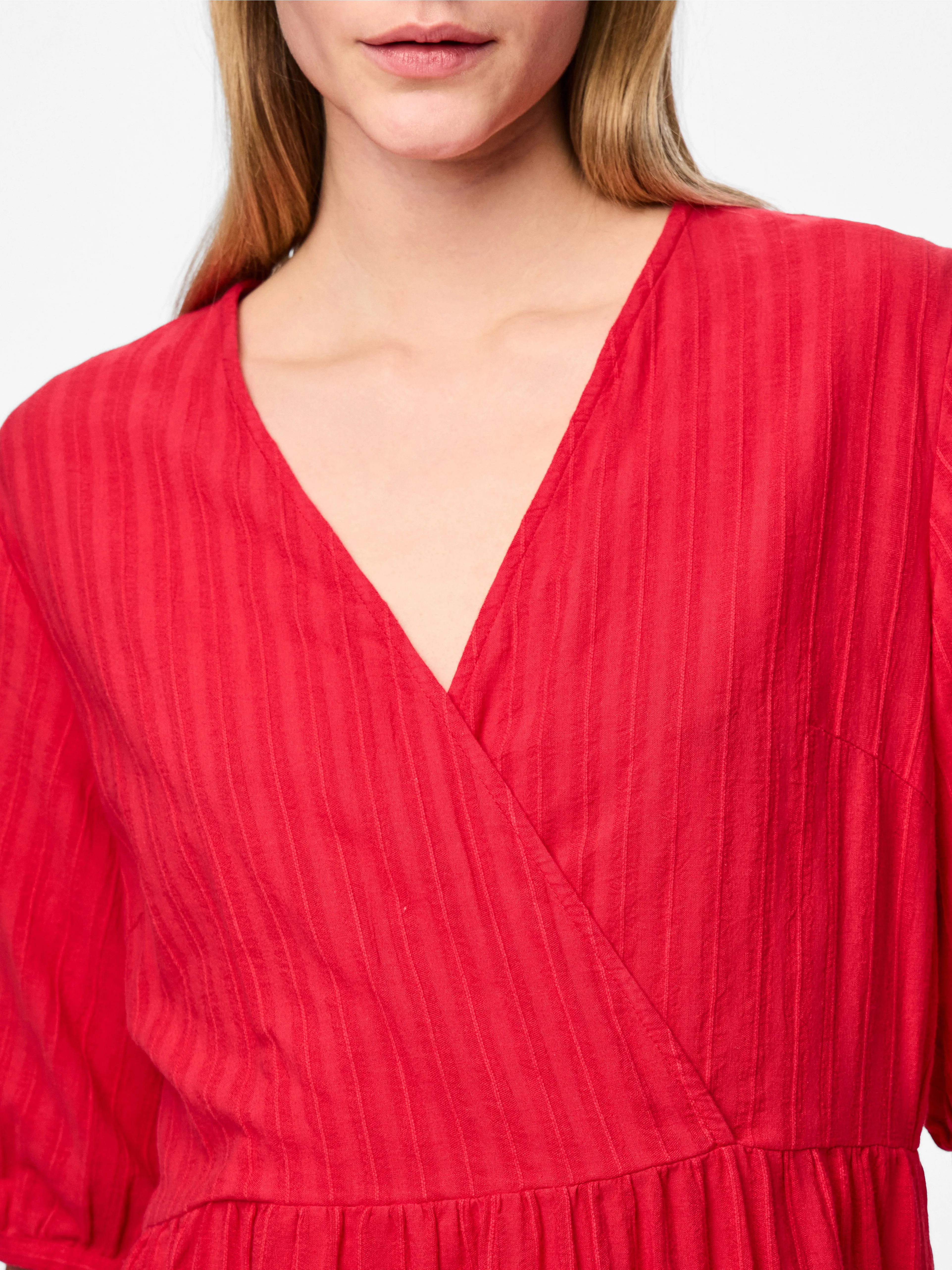 Sanon Red V-neck Midi Dress