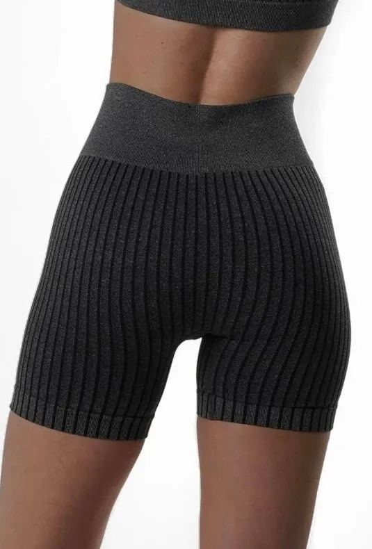 Short Lines Black