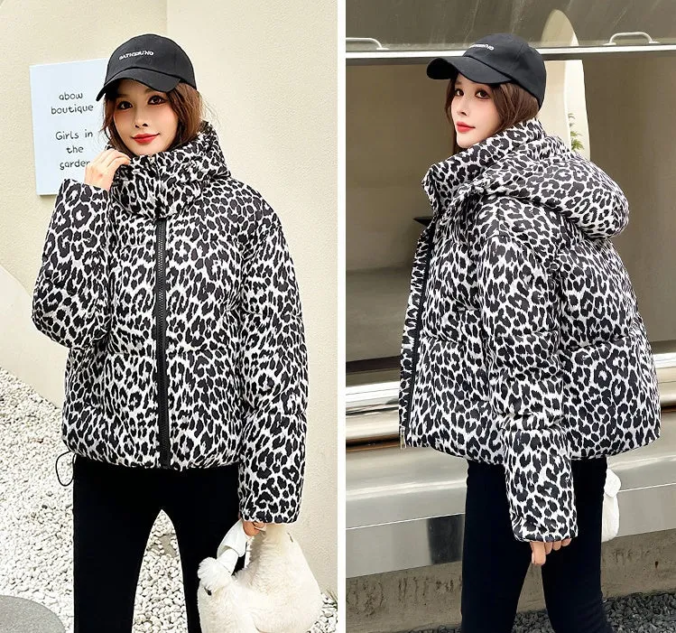 Stylish Quilted Puffer Jacket in Leopard Print for Women