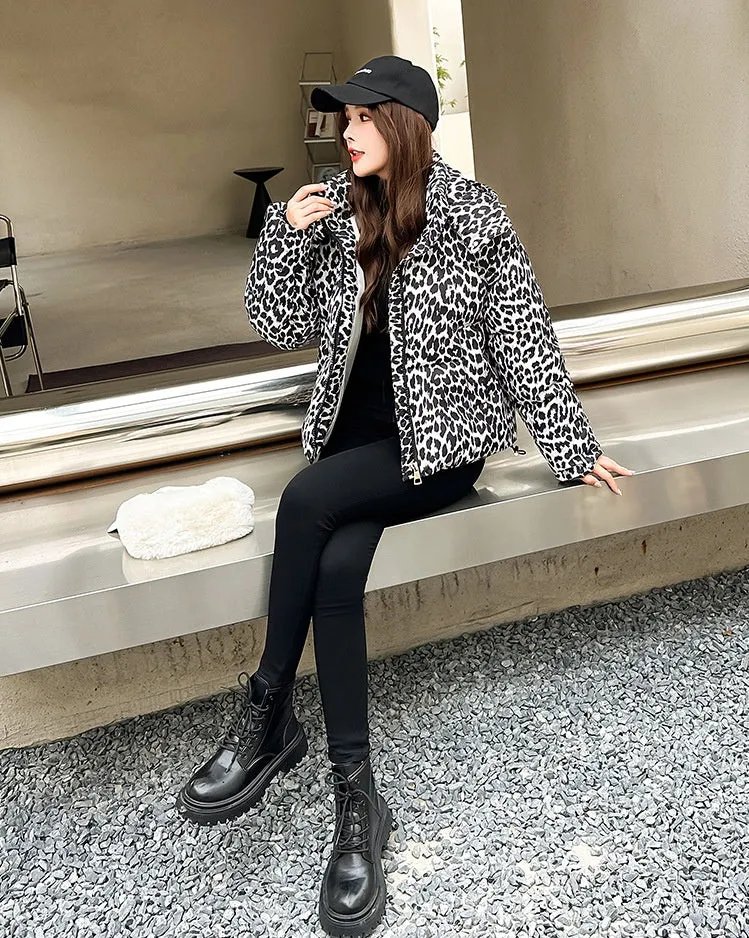 Stylish Quilted Puffer Jacket in Leopard Print for Women