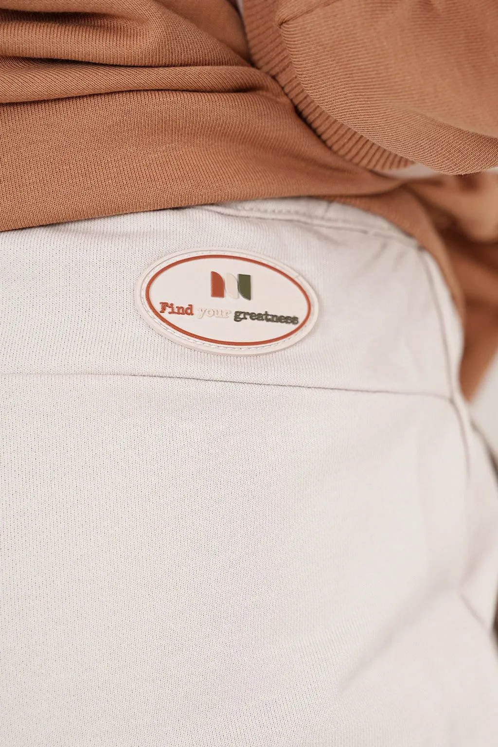 Tayte Sweat Shorts (Almond)