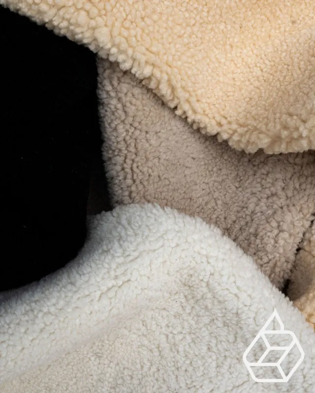 Teddy Collection | Trendy sheepskin with curl