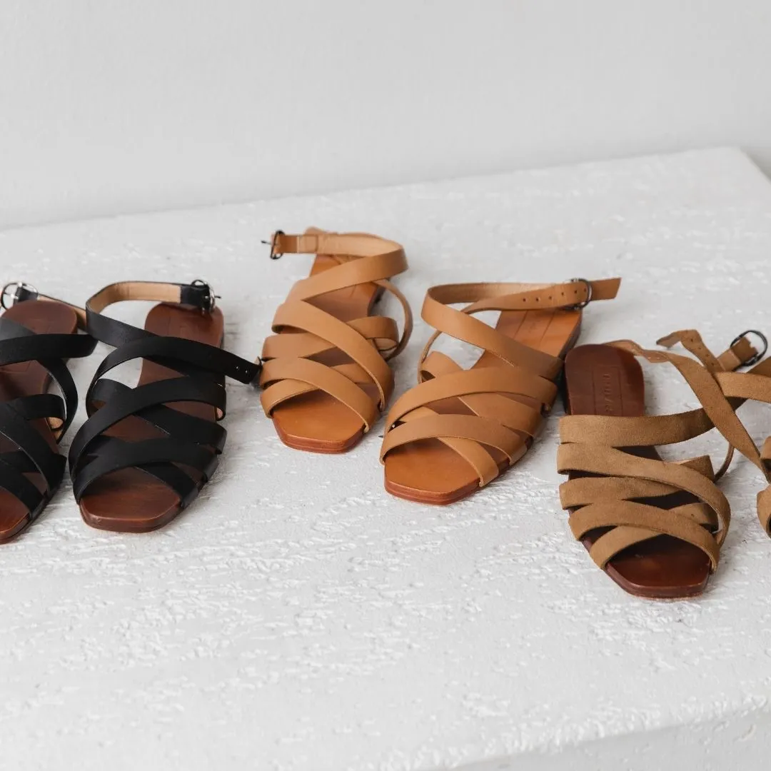 The Criss Cross Slide [Black]