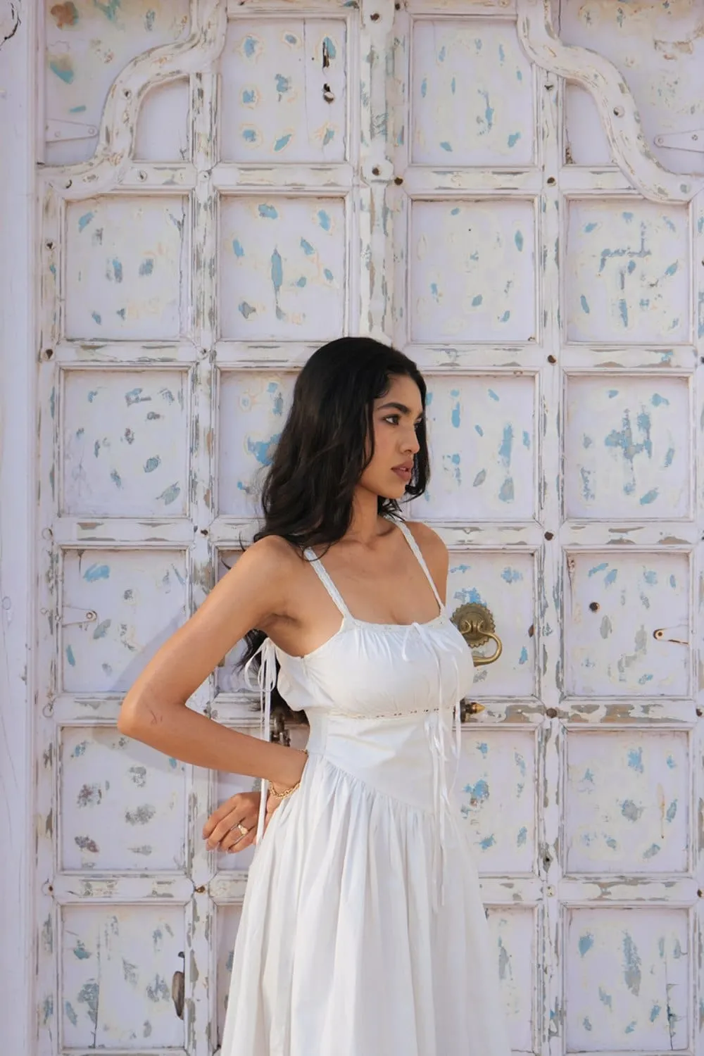 White Solid Strappy Midi Dress