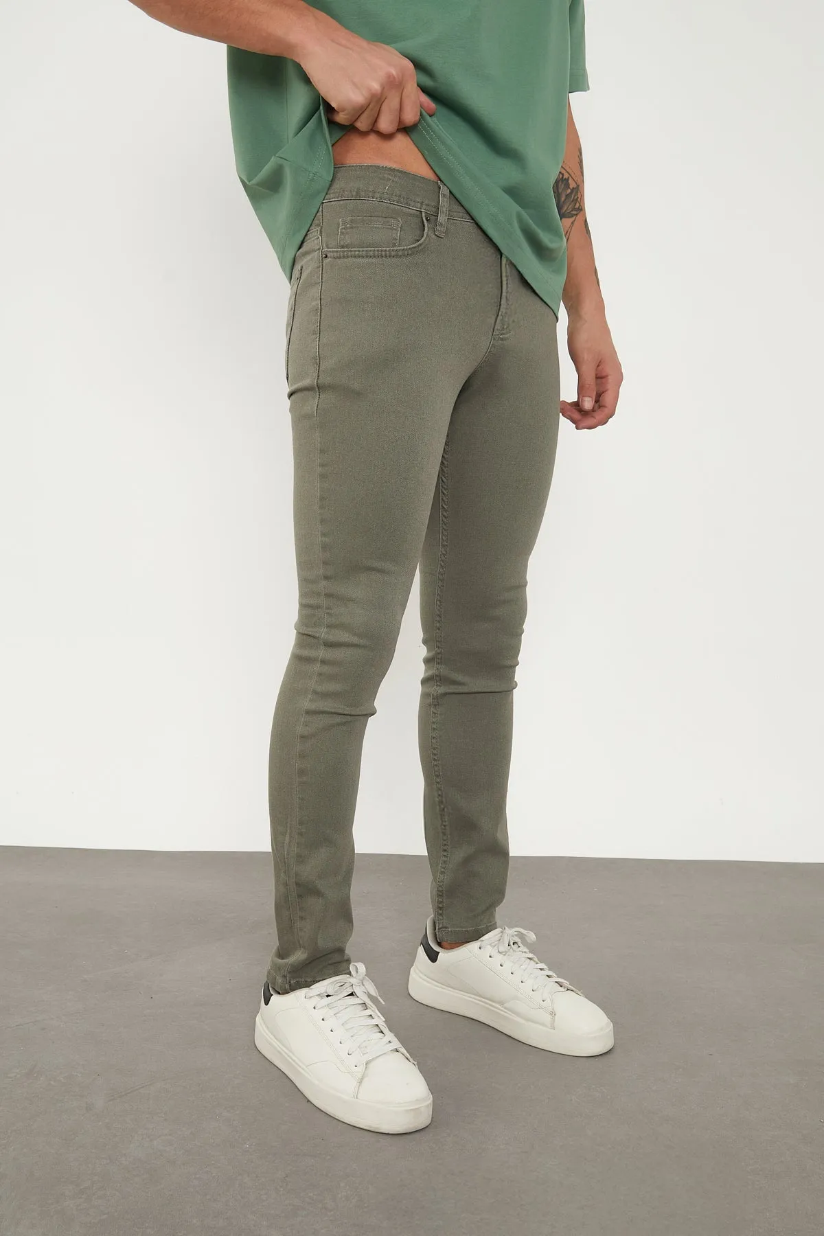 Wolfe Denim Slim Fit Jeans – Moss