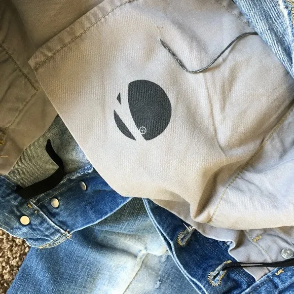 Women’s Levi’s engineered denim 30 x 29