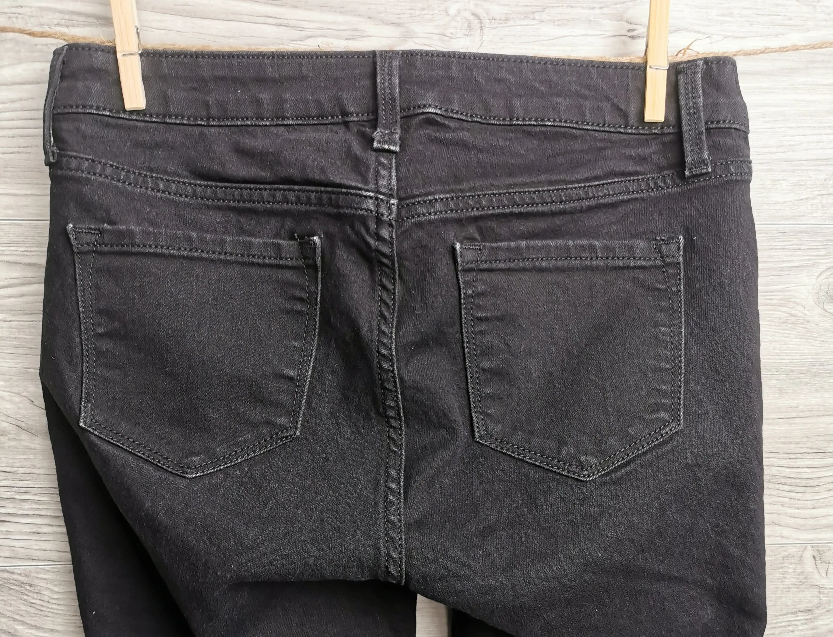 WOMENS SIZE 0 - OLD NAVY MATERNITY, Black Skinny Jeans, Side Belly Panel VGUC B11